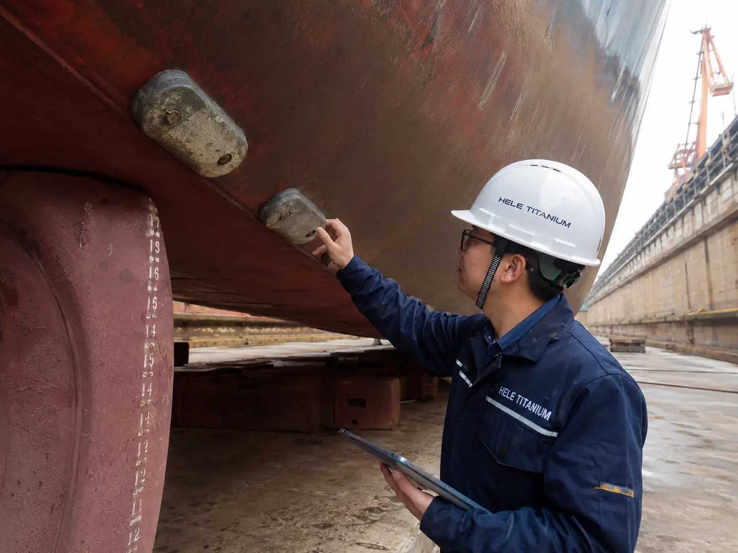 Marine Vessels & Ship Hulls